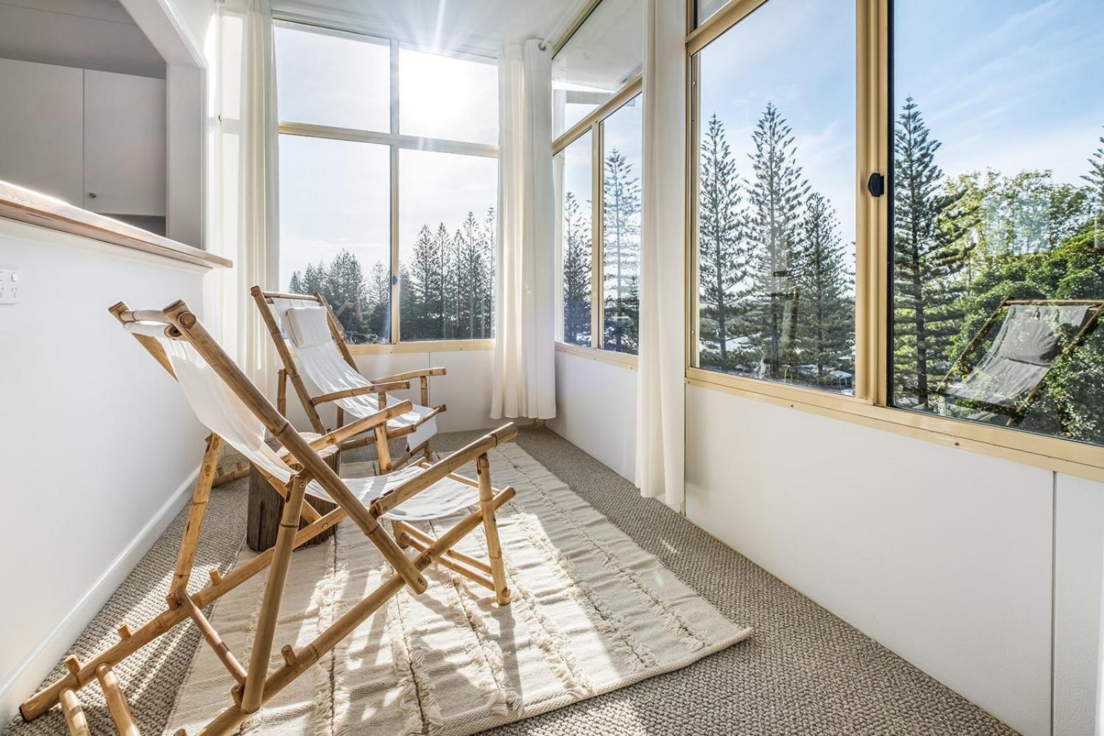 Swell Yamba, Iconic 7 Bedroom House On The Hill With Amazing Bay Views Yamba