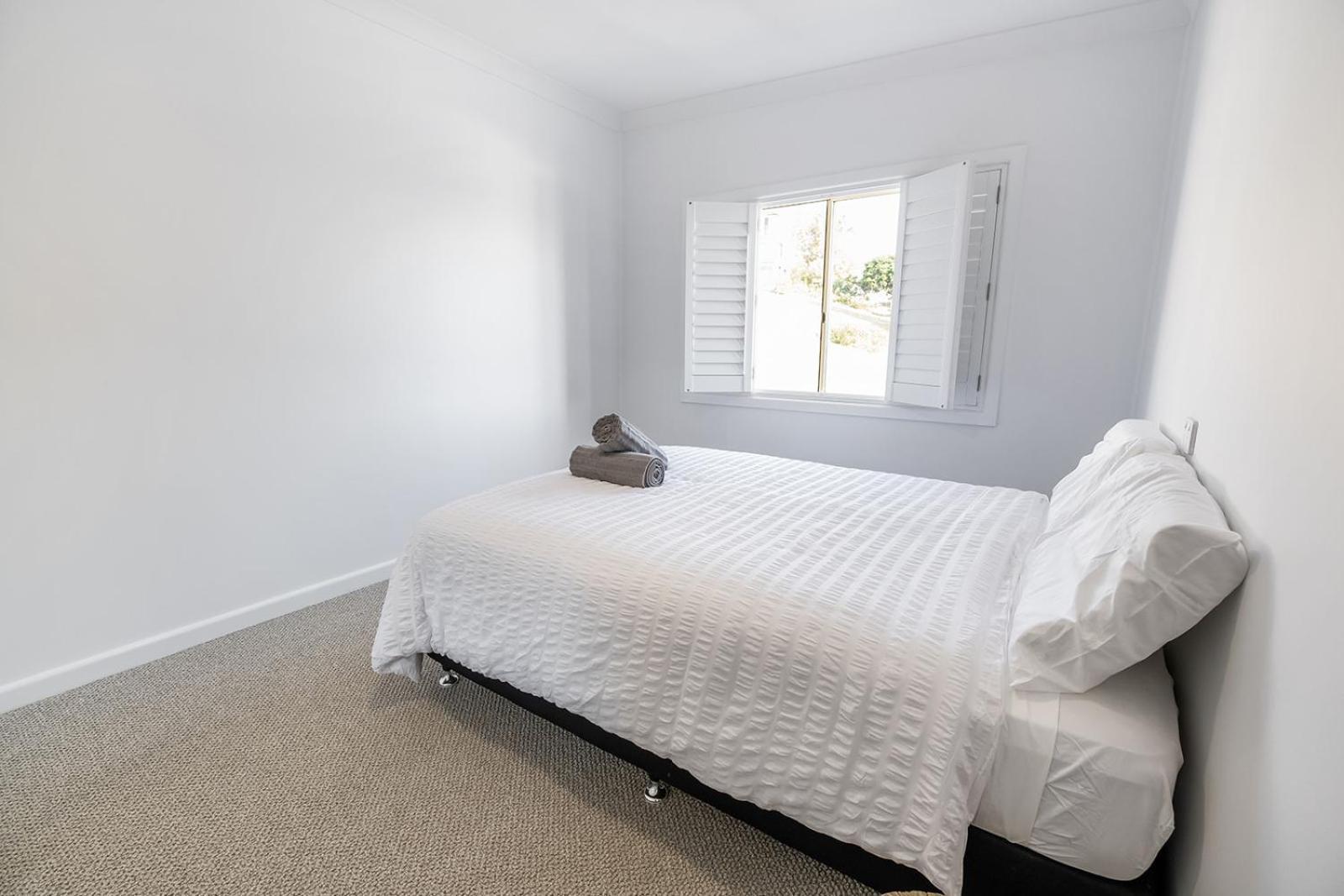Holiday home Swell Yamba, Iconic 7 Bedroom House On The Hill With Amazing Bay Views Yamba