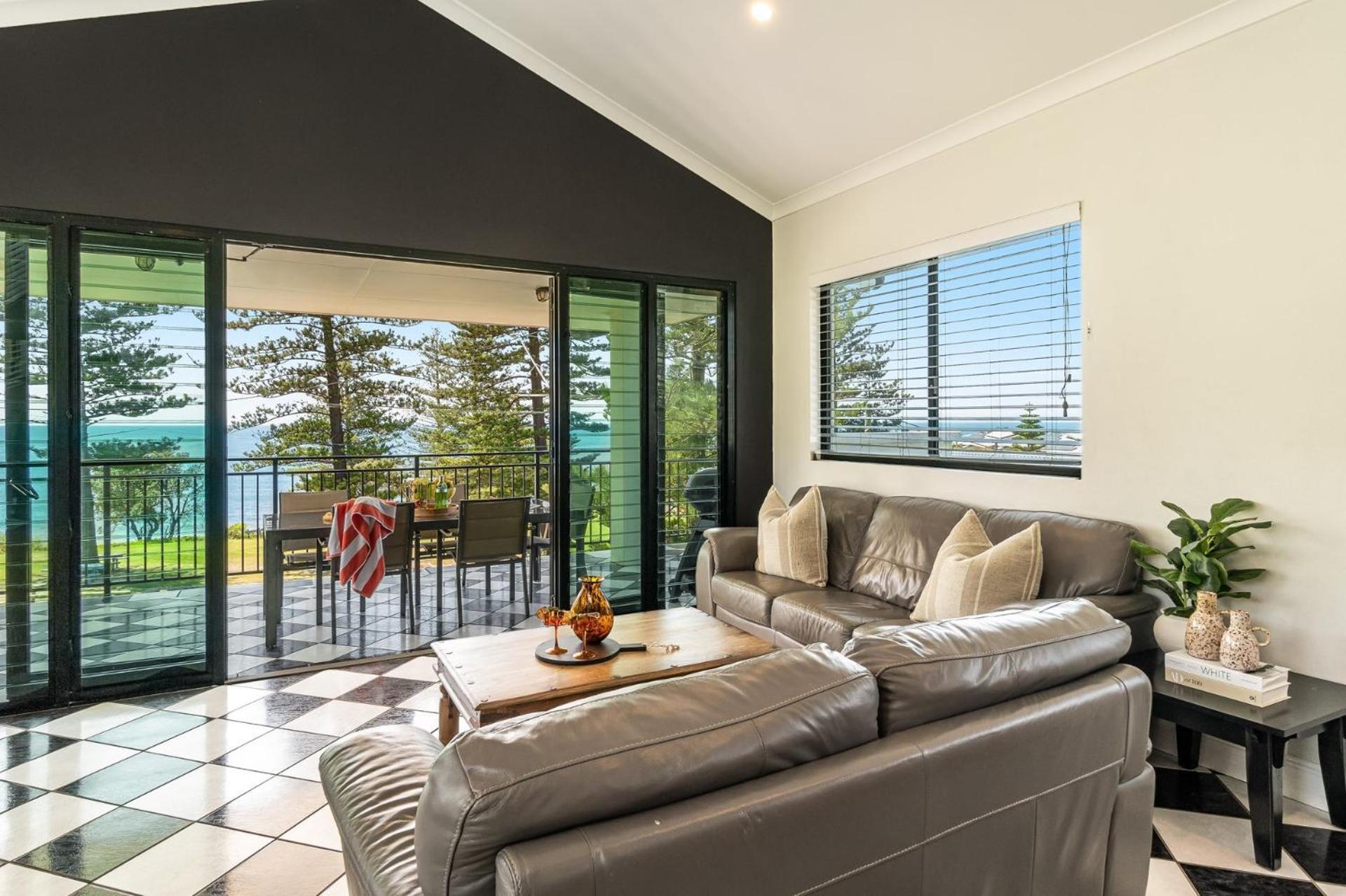 Apartment Arcoola 1 - Overlooking Main *