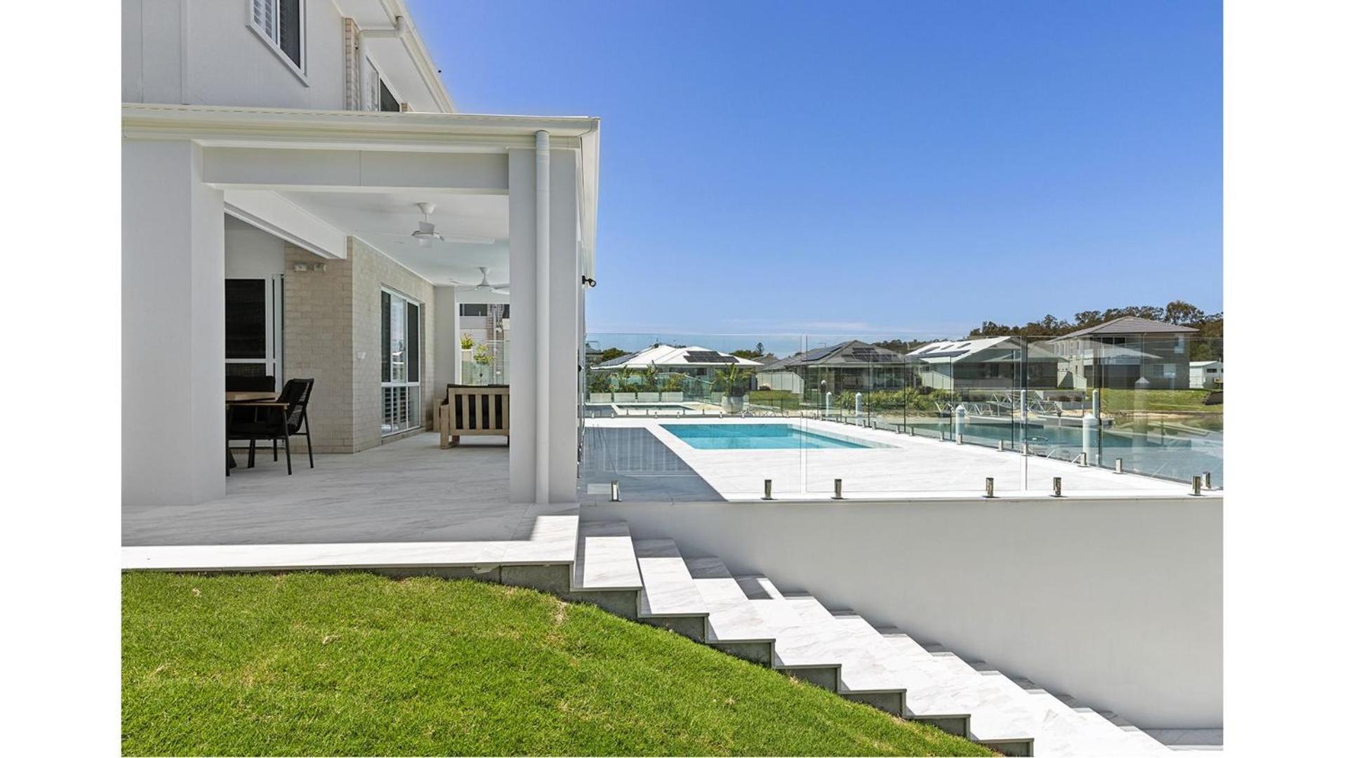 Holiday home Hamptons House - Stylish Waterfront Yamba