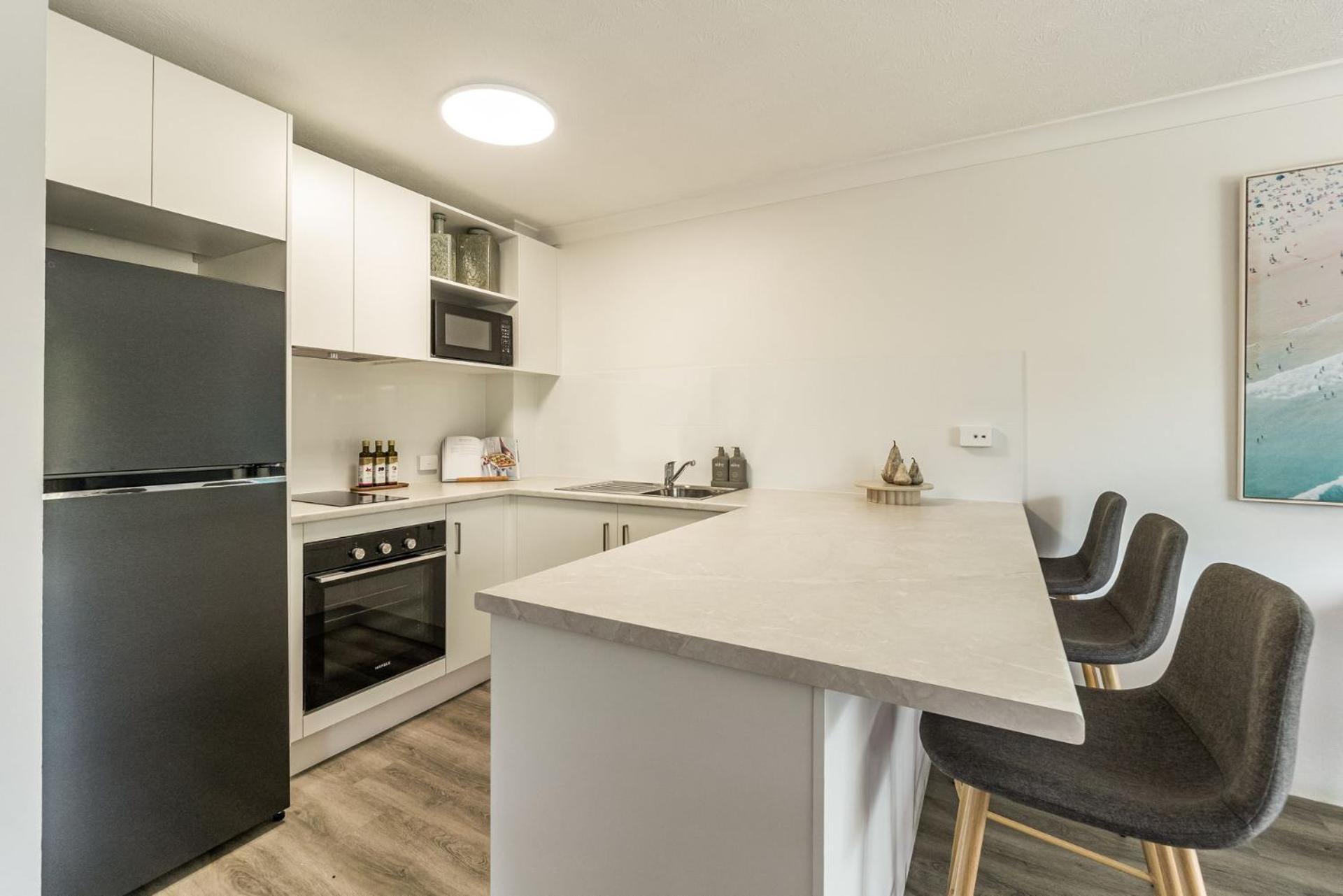 Edgewater 7 - Ocean Breezes Apartment