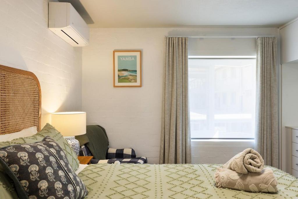 Luxe Oceanfront Apartment *