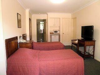 Motel The Carmel
