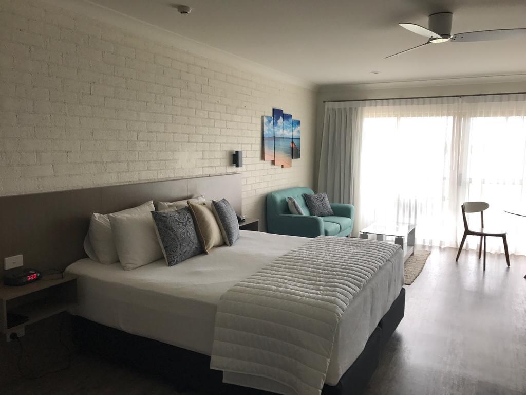Moby Dick Waterfront Motel 3*