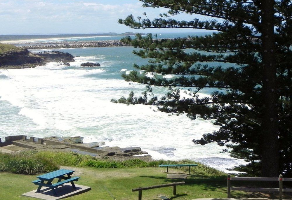 Motel Surf 4*