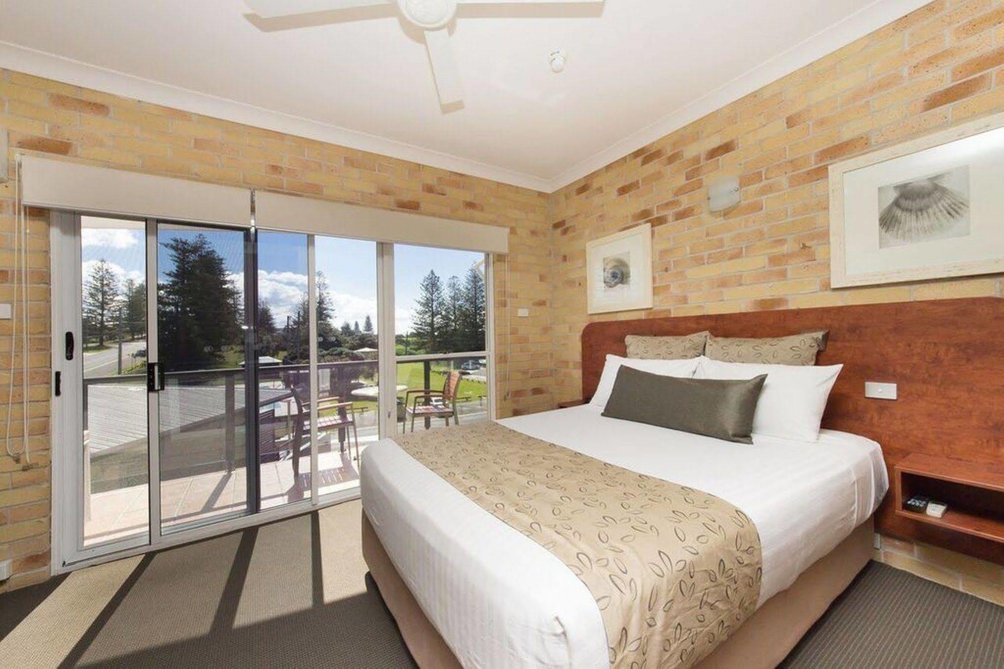 Yamba Beach Motel Motel 4*