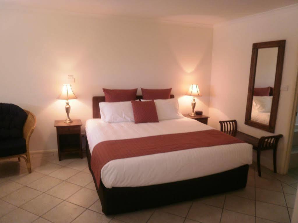 The Carmel 3* Yamba