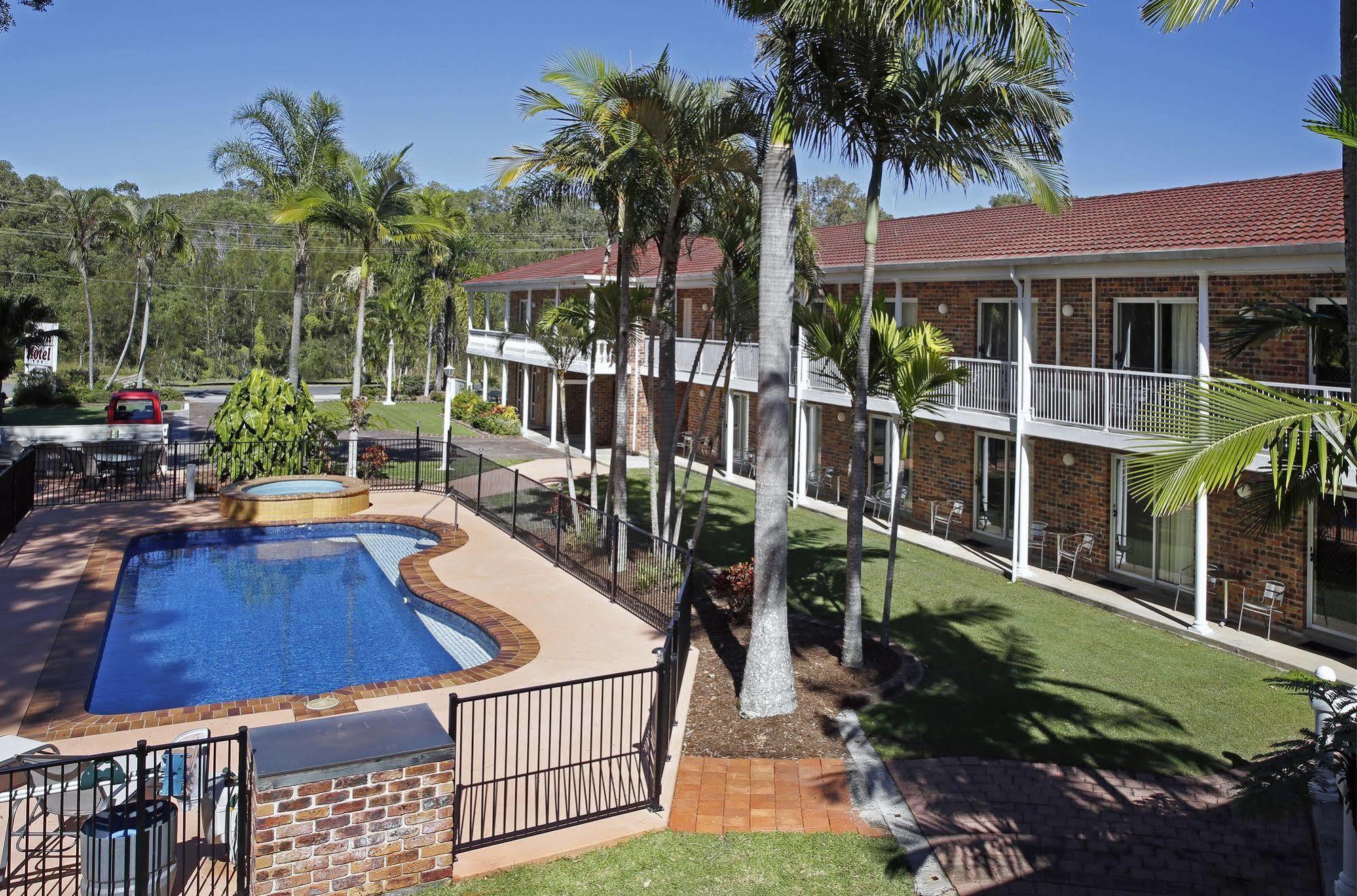 Aston 3* Yamba