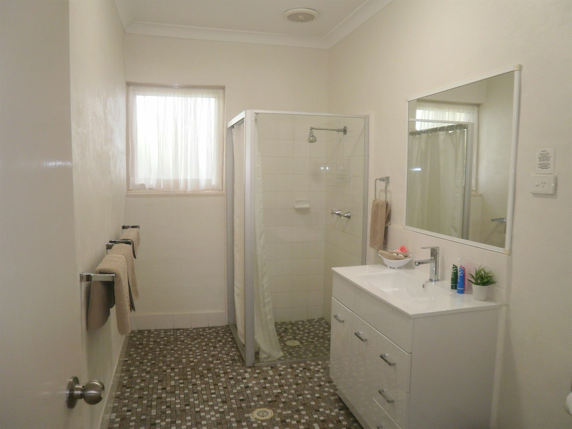 The Carmel 3* Yamba
