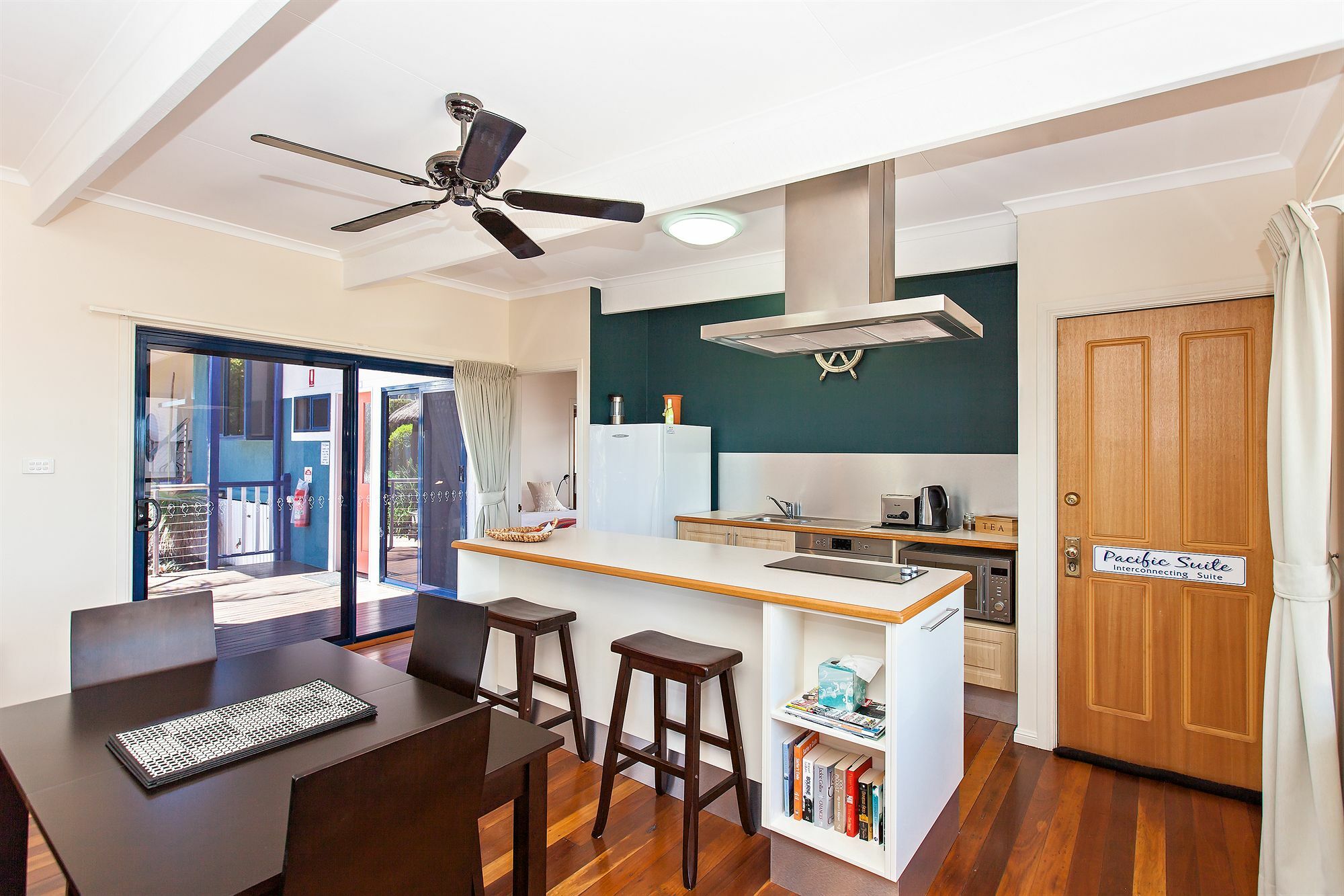 Clubyamba Luxury Hilltop Apartment