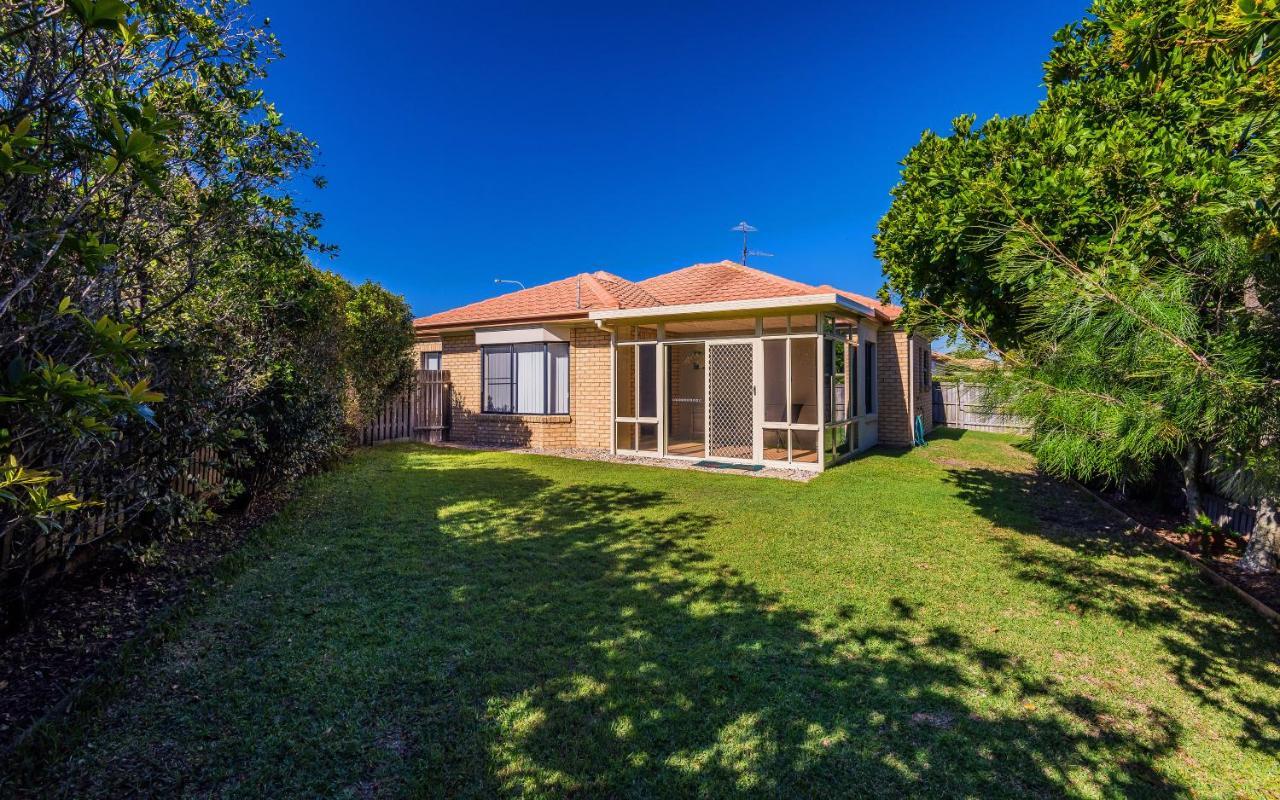 Oceania - Ljhooker Yamba