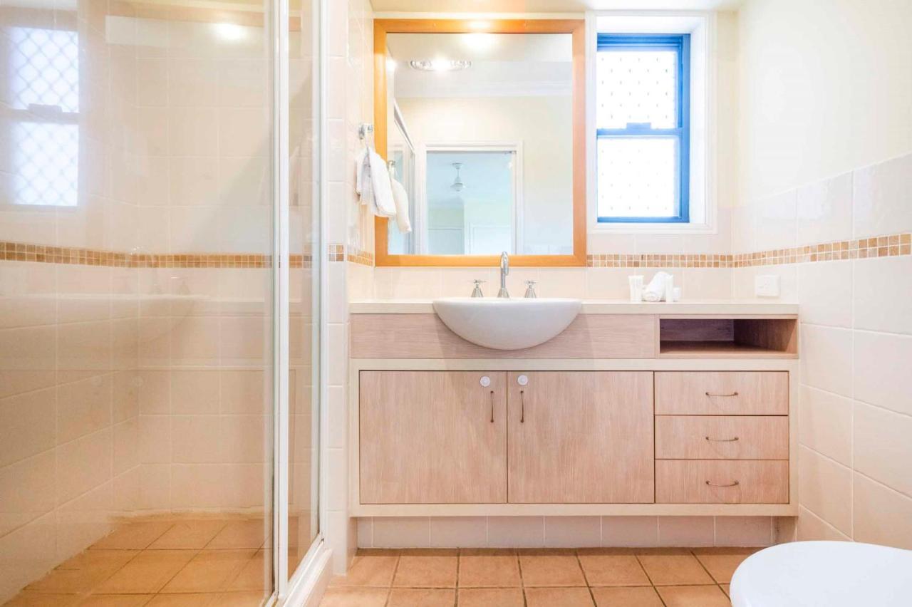 Oceania 11 - Ljhooker Holiday home *