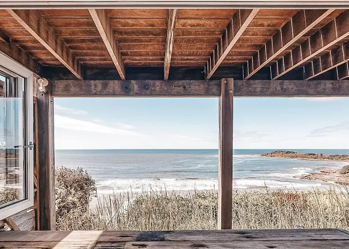 Bay Properties . Pacific Lodge Studio