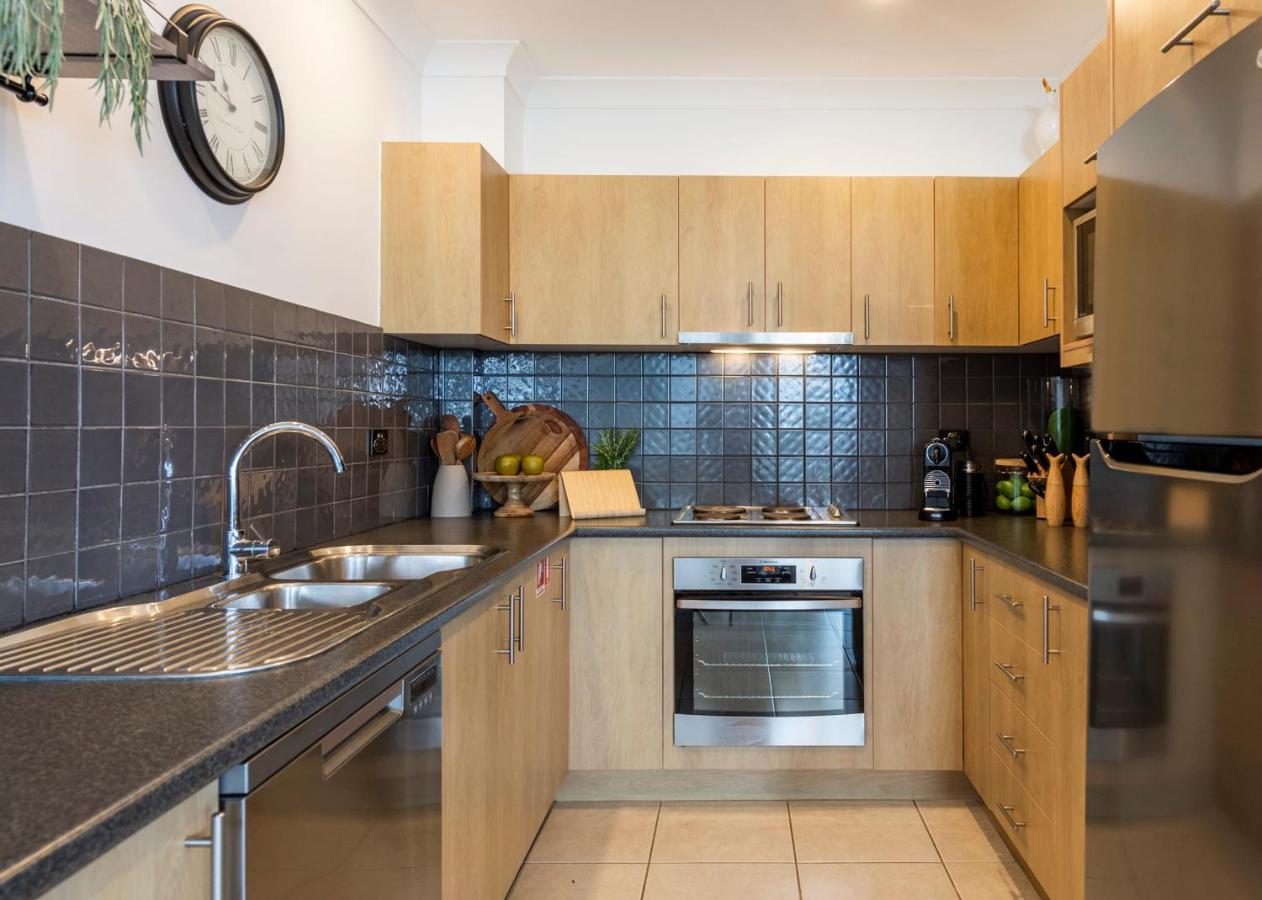 La Ronde Three - Unit 3 - Oceanstays Apartment Yamba