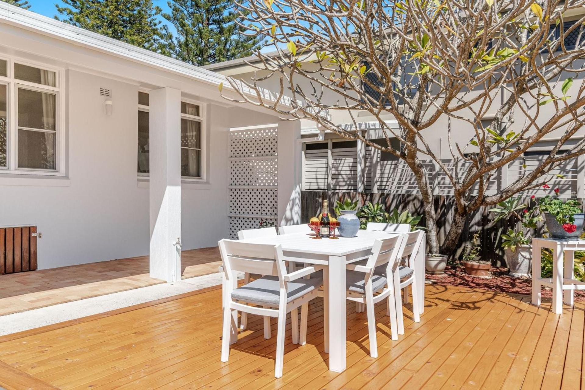 Pippi House - Directly Opposite Pippi Holiday home Yamba
