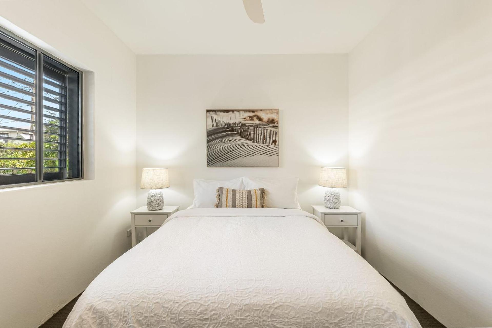 Zinc 1 - Modern With Lift Apartment Yamba