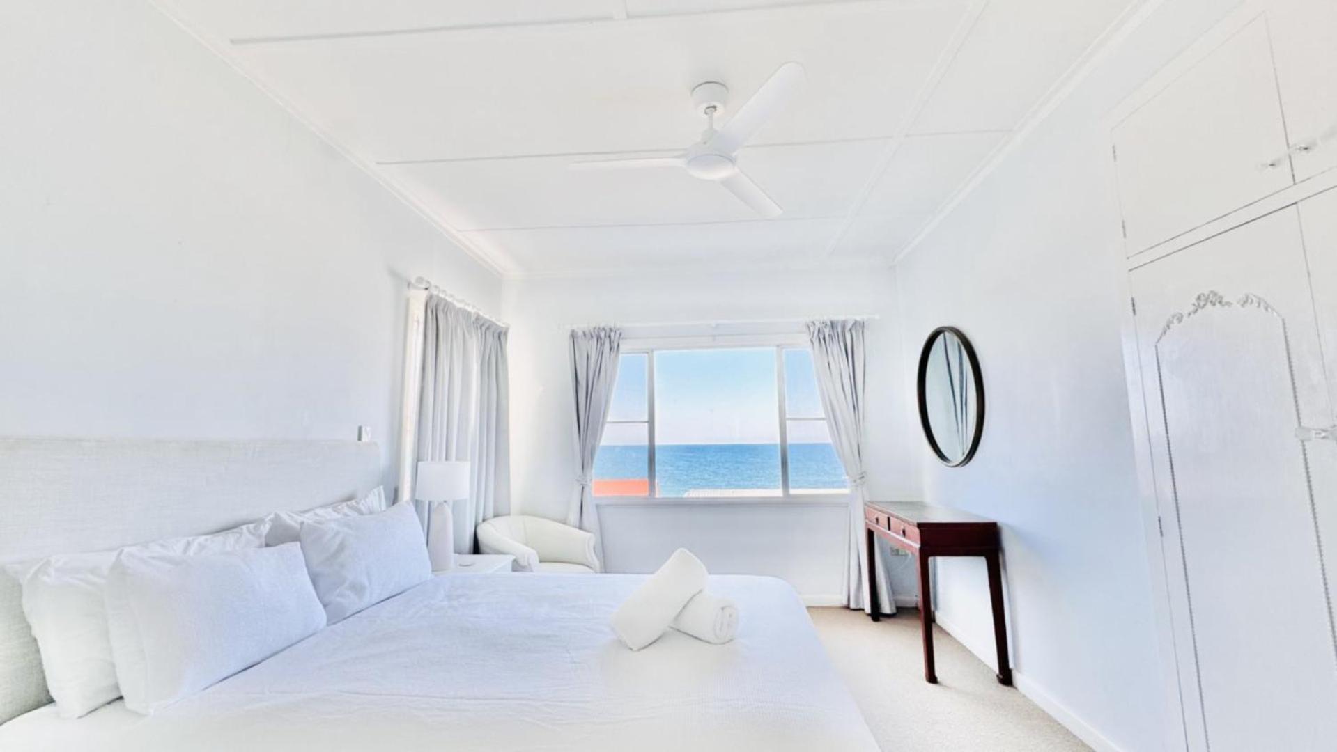 Redgate Beach House Holiday home *
