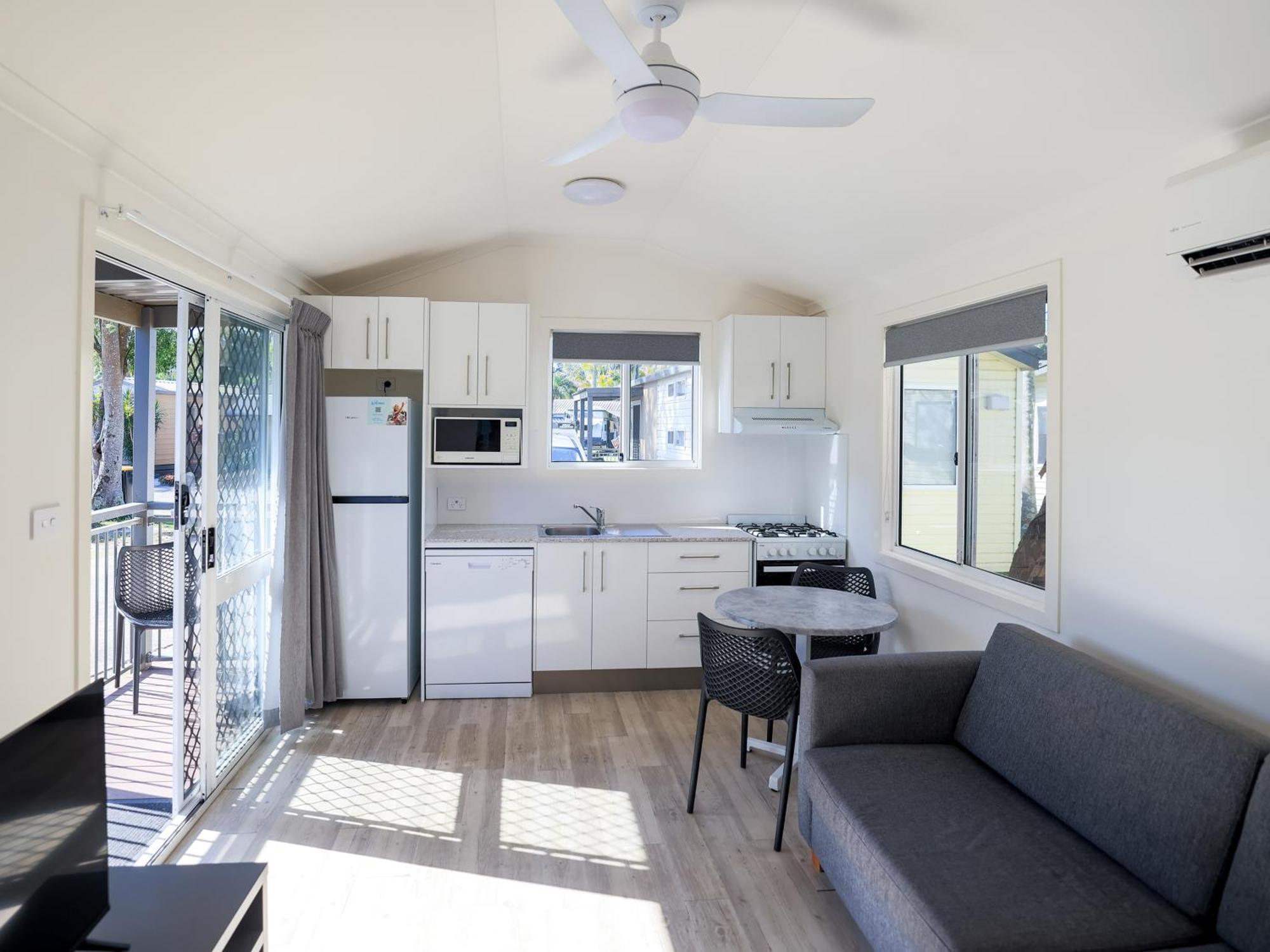 Nrma Blue Dolphin Holiday park